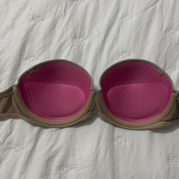 Victoria secret PINK wear everywhere strapless push-up bra - Picture 2 of 3
